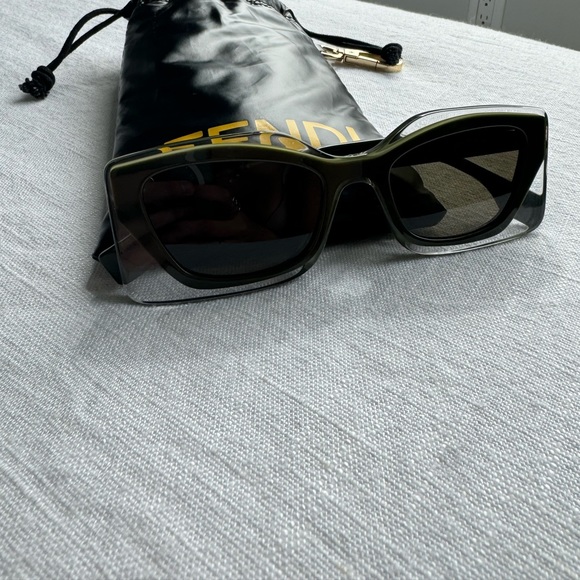 Fendi Black Sunglasses - Picture 2 of 5